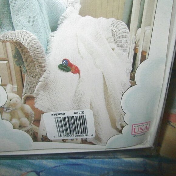 VTG Owen HONEYCOMB Hearts BABY Blanket AFGHAN Jacquard FRINGE Soft COTTON Crib - Picture 7 of 8